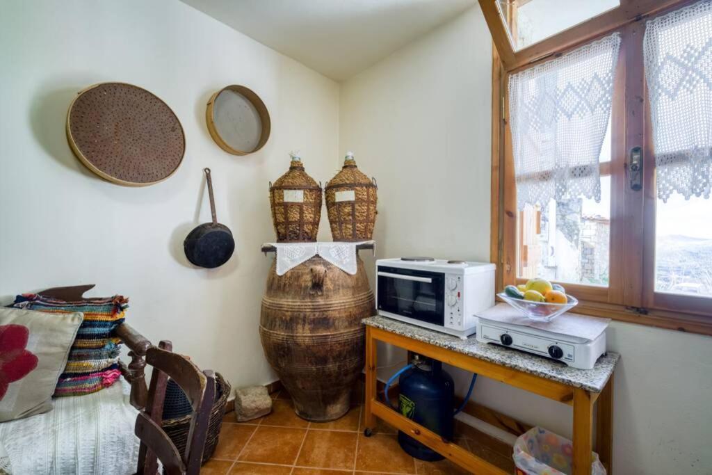 Traditional Cretan Stone House In The Center Of Crete Litos Dış mekan fotoğraf