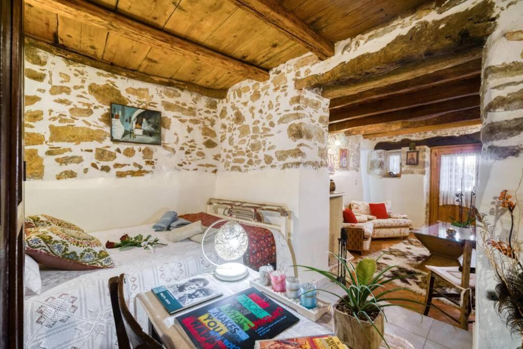 Traditional Cretan Stone House In The Center Of Crete Litos Dış mekan fotoğraf