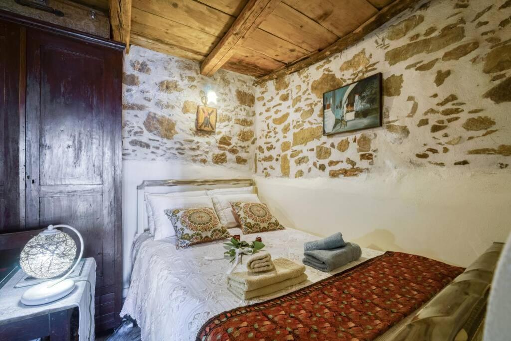 Traditional Cretan Stone House In The Center Of Crete Litos Dış mekan fotoğraf