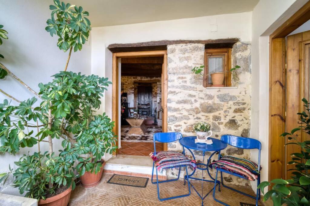 Traditional Cretan Stone House In The Center Of Crete Litos Dış mekan fotoğraf